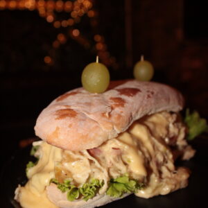 SANDWICH DE POLLO DIZI – DIZI RESTO BAR